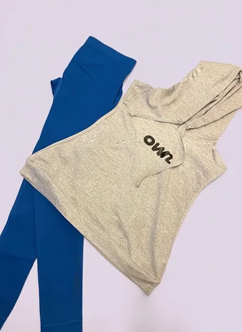 OWN Ladies Sleeveless Semi Crop Hoodie in Black & Gray– Customizable - foto 3
