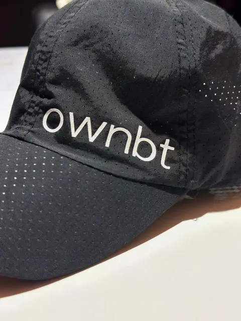 KIDS – OWN BT Hat – Customizable & Adjustable - foto 5