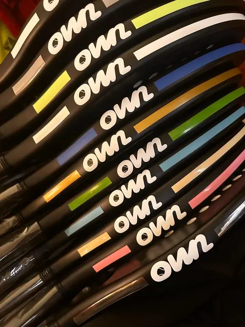 Own Full Carbon 22mm – Racket with Line Detail + OwnBT Grit Treatment + OwnBT 2 in 1 Bag/Towel - foto 5